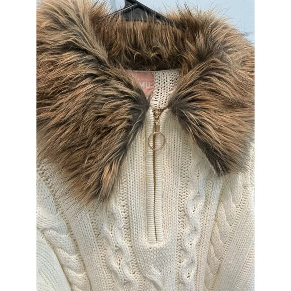Show Me Your Mumu Sun Valley Pullover Cream Cable Knit Sweater Faux Fur Collar - Picture 9 of 15
